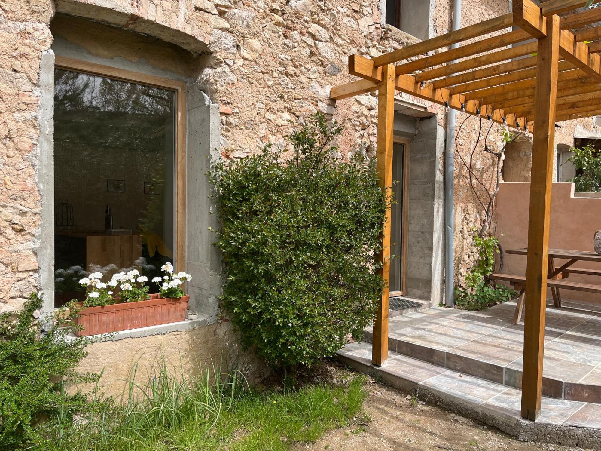 La Bastide Aux Iris - Les Capucines Lejlighed Villecroze Eksteriør billede