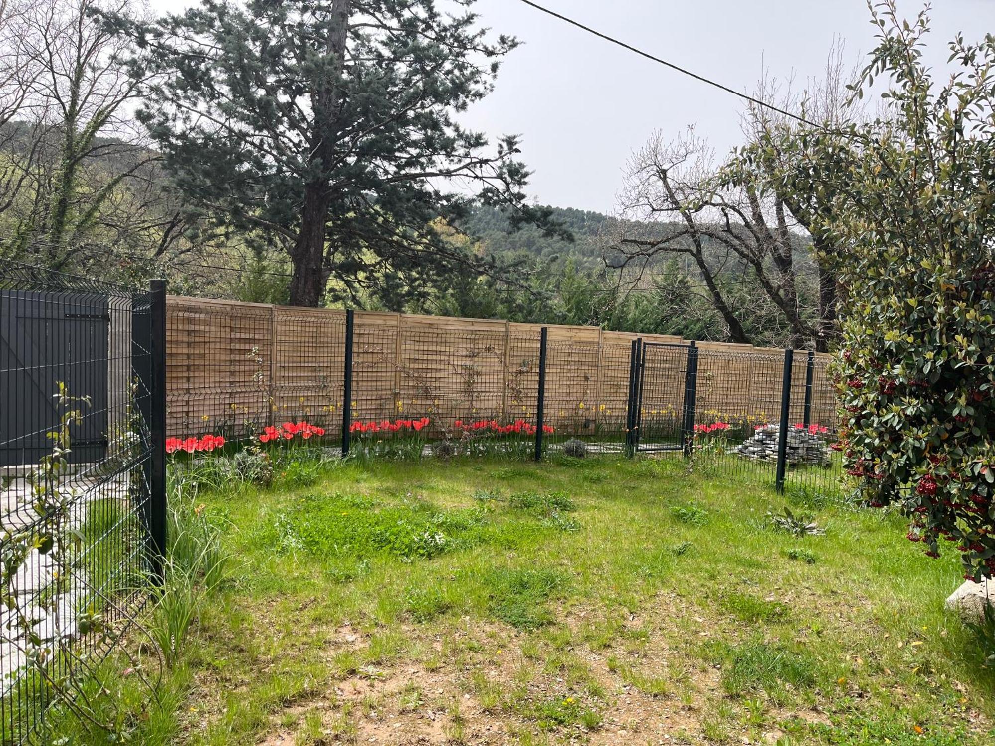 La Bastide Aux Iris - Les Capucines Lejlighed Villecroze Eksteriør billede